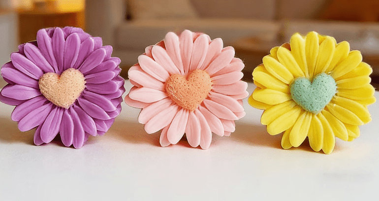 floral candles - shop_name candles bouquet handmade crafted candlesbouquet bloomcandlesbyuna waxmeltcandles candlesrose rose tulip peony scentcandles soywaxcandles