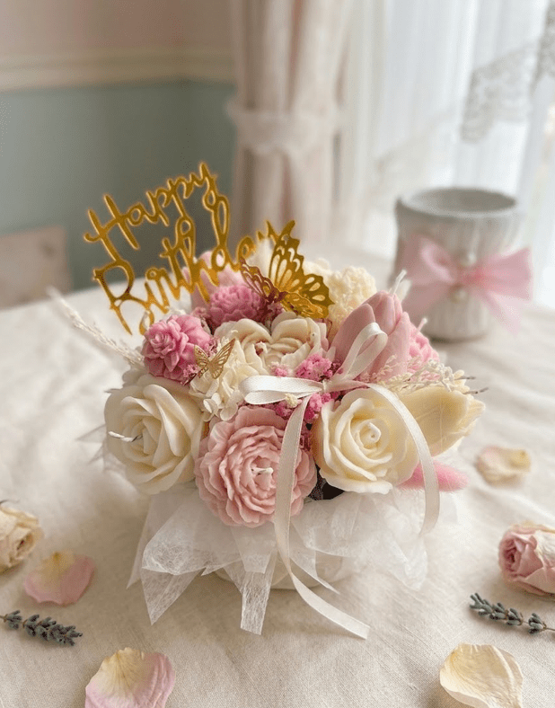 Bloom Elegance - shop_name candles bouquet handmade crafted candlesbouquet bloomcandlesbyuna waxmeltcandles candlesrose rose tulip peony scentcandles soywaxcandles