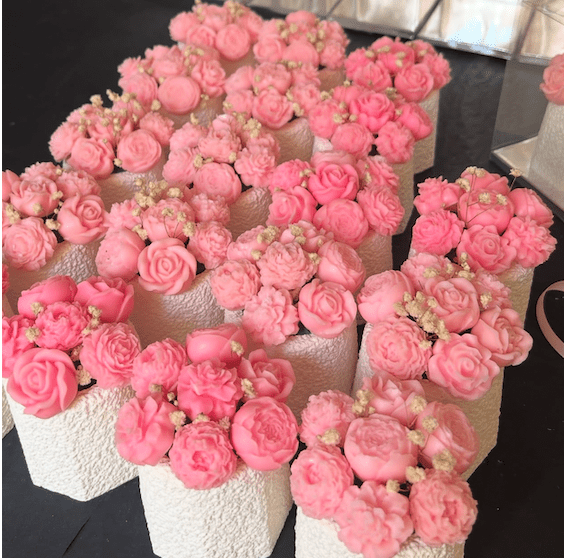 Pre order for Set Special Occasion - shop_name candles bouquet handmade crafted candlesbouquet bloomcandlesbyuna waxmeltcandles candlesrose rose tulip peony scentcandles soywaxcandles